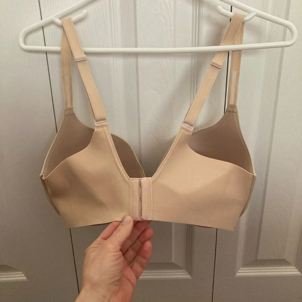 Maidenform Dreamwire Back Smoothing Underwire Nude Bra